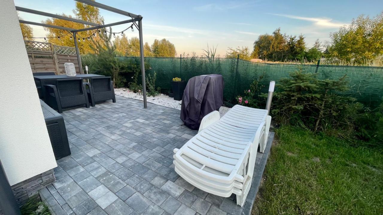 Domki Pod Gwiezdzistym Niebem Zastan Exterior foto