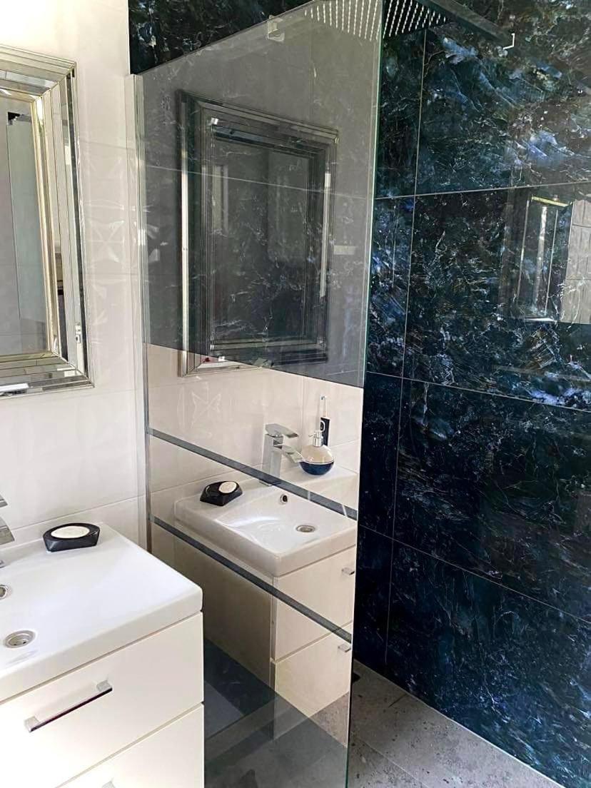 Domki Pod Gwiezdzistym Niebem Zastan Exterior foto
